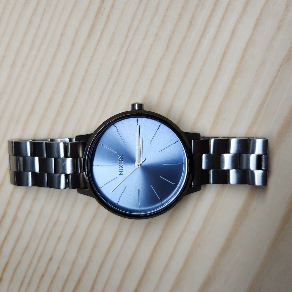 NIXON  The Kensington